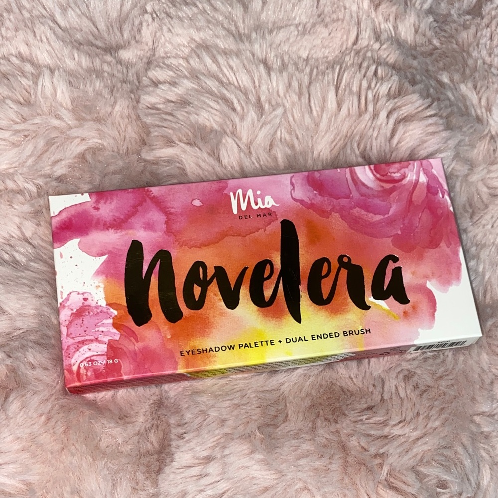Novela Eyeshadow Palette - Vibrant Pink and Orange